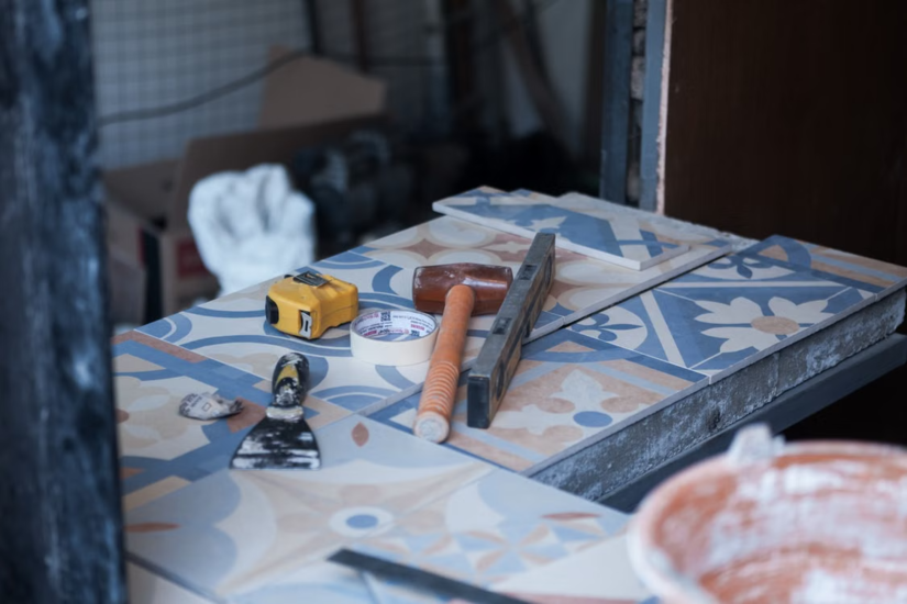 Safety and UK regulations when using a tile saw