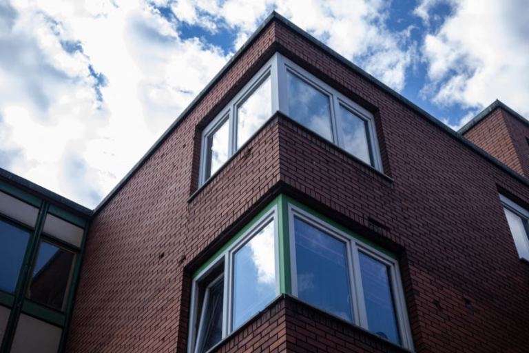 Walls, Roofs, Windows, and Moisture Control